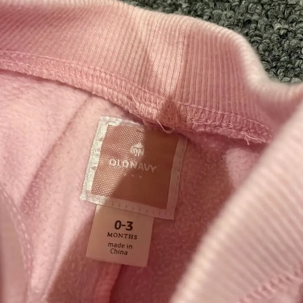 OLD navy 0-3 m girls bottoms good condition